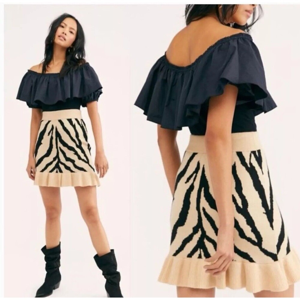Jen’s Pirate Booty for Free People Siberian Trumpet Black & Tan Skirt Size S